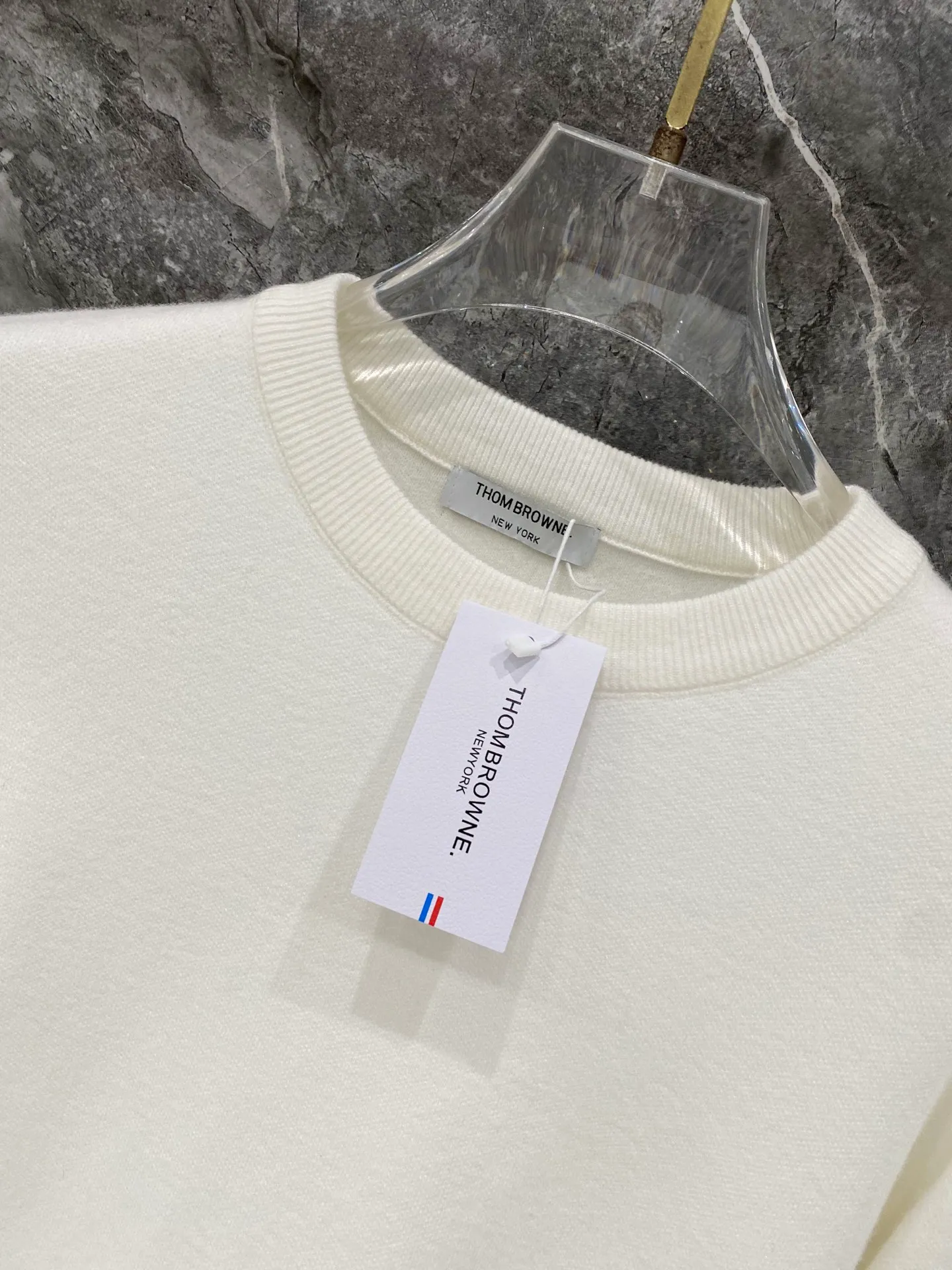 TB 2026 New Arrival ！ Quality . ，Versatile . ！Logo ！ . . . . Premium Versatile . . . . . Quality. HOLD ， Classic ！ ​ Sizes:M-3XL